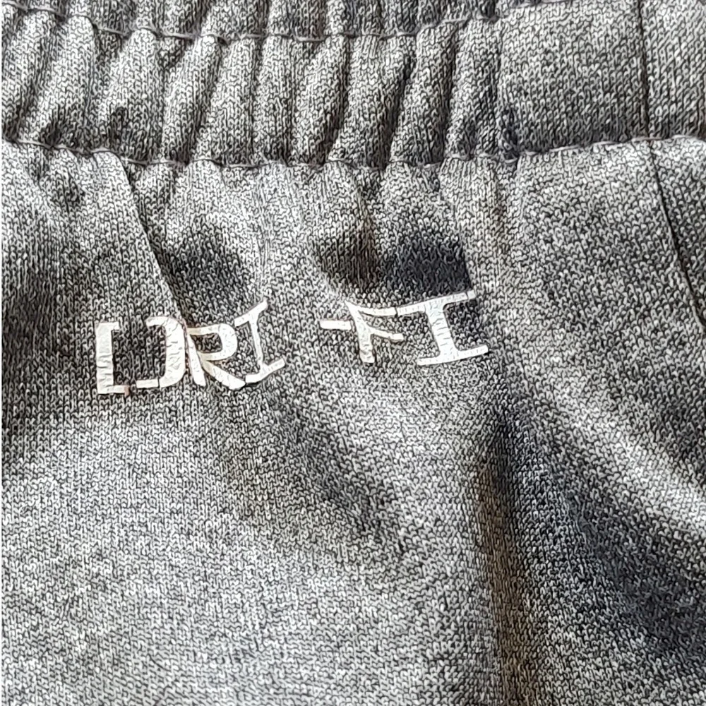 Jordan Dri-FIT Sweatpants Kids Size L 12-13 Gray Good Athletic Joggers